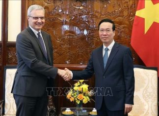 Chủ tịch nước Võ Văn Thưởng tiếp Đại sứ Pháp Nicolas Warnery