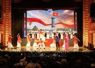 Liên hiệp các Hội VHNT Việt Nam – ‘Ngôi nhà’ của văn nghệ sỹ cả nước Liên hiệp các Hội VHNT Việt Nam - 'Ngôi nhà' của văn nghệ sỹ cả nước