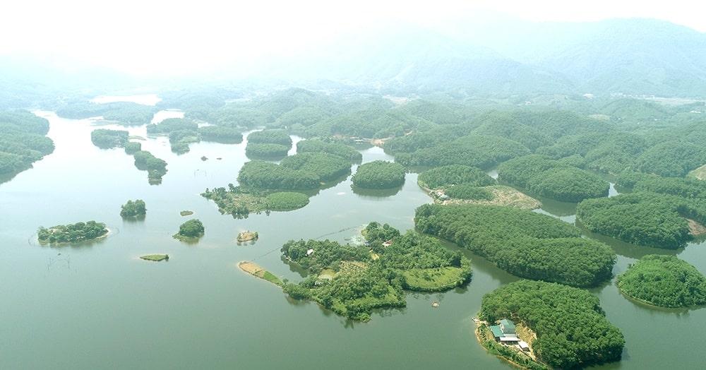 Đầm Vân Hội có hơn 40 ốc đảo lớn nhỏ