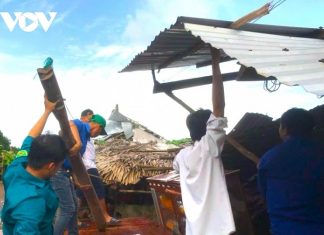 Đồng bằng sông Cửu Long mưa dầm, lốc xoáy tiếp tục gây nhiều thiệt hại