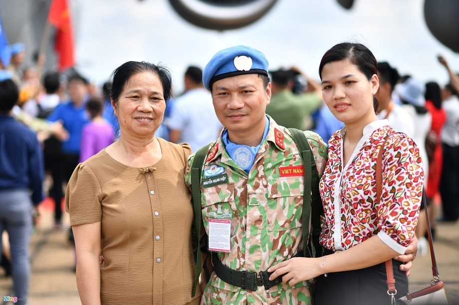 Hành trang đặc biệt của chiến sĩ 'mũ nồi xanh' khi đến Nam Sudan
