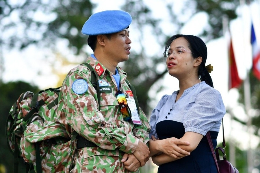 Hành trang người quân nhân mang theo đến Nam Sudan là tình cảm của hậu phương ở nhà.