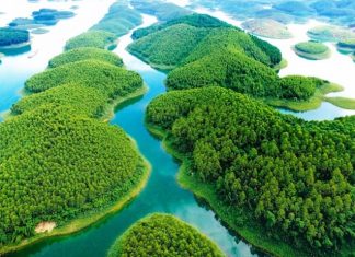 Đầm Vân Hội: “Vịnh Hạ Long” của miền trung du Đầm Vân Hội: "Vịnh Hạ Long" của miền trung du