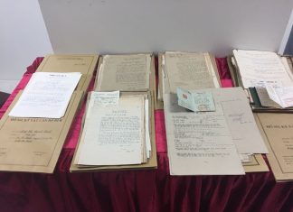 " Kỷ vật của nhà văn" Thơ Mai Thìn - Lời bình Lê Hoài Lương