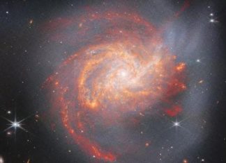 NASA vô tình chụp được tương lai của 'quái vật' chứa Trái Đất