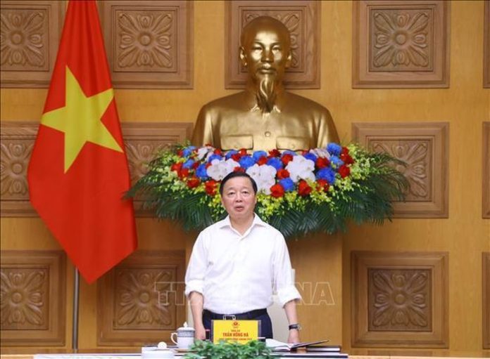 Đưa môi trường trở thành lĩnh vực kinh tế mới trong quá trình chuyển đổi xanh Đưa môi trường trở thành lĩnh vực kinh tế mới trong quá trình chuyển đổi xanh