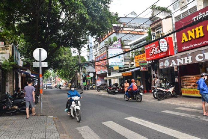 Học Lạc và giọng cười trào phúng của người Nam Kỳ - Tác giả: Nhà sử học Lê Văn Lan Học Lạc và giọng cười trào phúng của người Nam Kỳ - Tác giả: Nhà sử học Lê Văn Lan