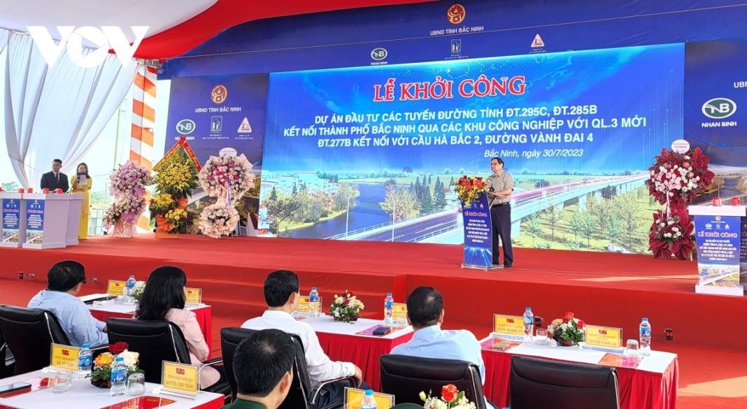 Thủ tướng dự lễ khởi công các dự án giao thông trọng điểm tỉnh Bắc Ninh Thủ tướng dự lễ khởi công các dự án giao thông trọng điểm tỉnh Bắc Ninh