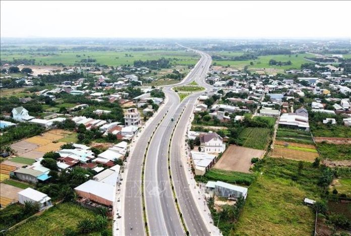 Vùng Đông Nam Bộ cần khoảng 738.500 tỷ đồng đầu tư hạ tầng giao thông Vùng Đông Nam Bộ cần khoảng 738.500 tỷ đồng đầu tư hạ tầng giao thông