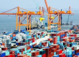 Ngành Hải quan thu ngân sách 6 tháng đầu năm gần 184.000 tỷ đồng Ngành Hải quan thu ngân sách 6 tháng đầu năm gần 184.000 tỷ đồng