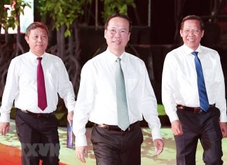 Chủ tịch nước Võ Văn Thưởng tới dự Lễ hội Sông nước Thành phố Hồ Chí Minh.