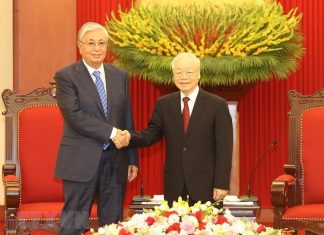 Tổng Bí thư Nguyễn Phú Trọng tiếp Tổng thống Kazakhstan