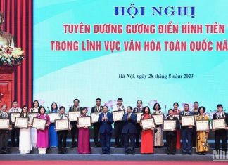 Bảo tồn, phát huy và nhân lên giá trị văn hóa, truyền thống quý báu của dân tộc chúng ta