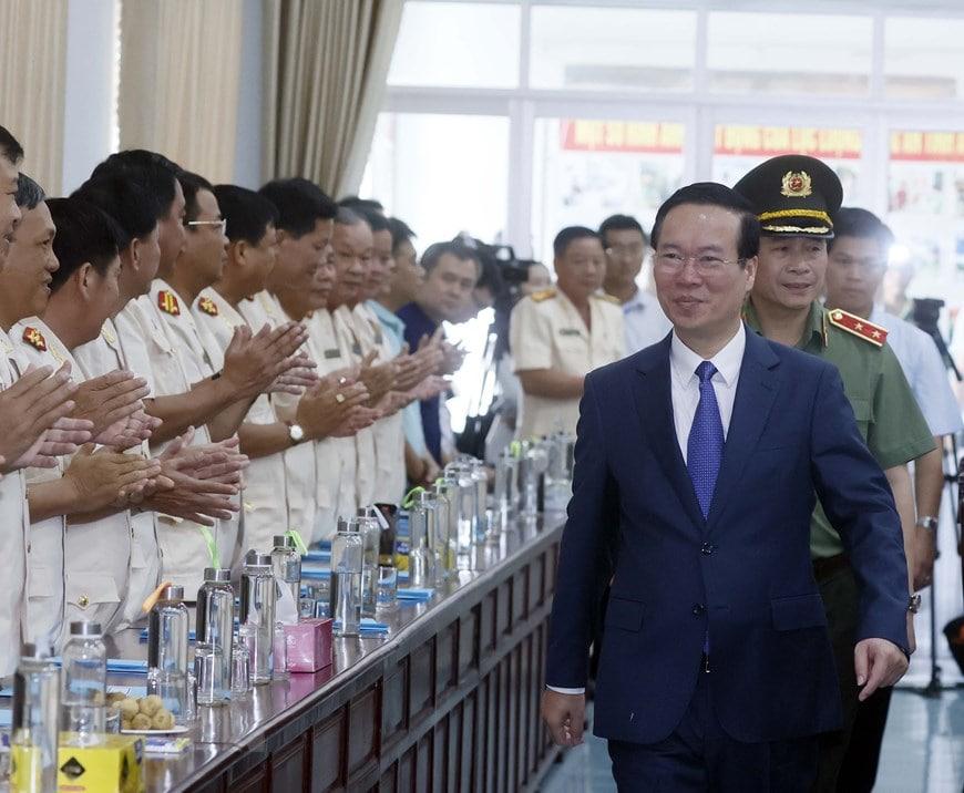 Chủ tịch nước Võ Văn Thưởng thăm Công an tỉnh An Giang