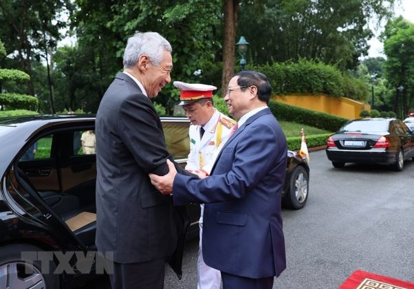 2 min 71 602x420 - Thủ tướng Phạm Minh Chính chủ trì lễ đón Thủ tướng Singapore