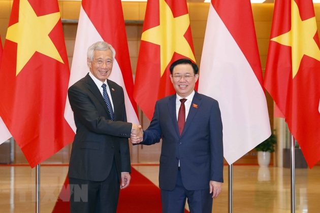 2 min 72 630x420 - Chủ tịch Quốc hội Vương Đình Huệ tiếp Thủ tướng Singapore Lý Hiển Long
