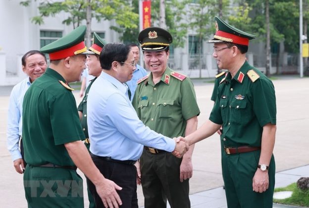 3 min 37 624x420 - Thủ tướng kiểm tra công tác tu bổ định kỳ Lăng Chủ tịch Hồ Chí Minh