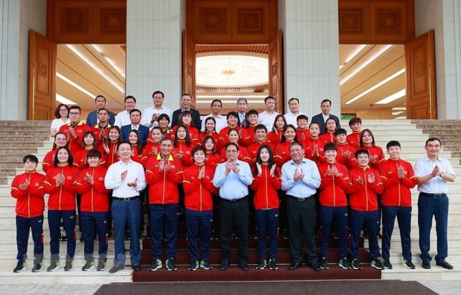4 min 38 657x420 - Thủ tướng gặp mặt Đội tuyển Bóng đá Nữ Quốc gia Việt Nam