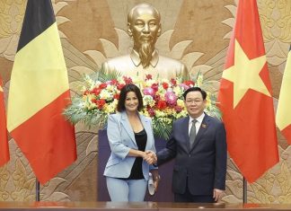 Chủ tịch Quốc hội Vương Đình Huệ hội đàm với Chủ tịch Thượng viện Bỉ