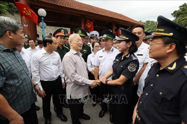 7 min 35 630x420 - Những hình ảnh Tổng Bí thư Nguyễn Phú Trọng thăm Cửa khẩu Quốc tế Hữu Nghị
