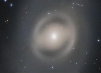 Bóng ma NASA chụp được là 'cánh cửa thời gian'?