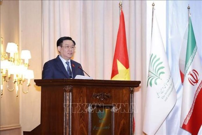 Việt Nam, Iran cùng chung tay củng cố 4 kết nối Việt Nam, Iran cùng chung tay củng cố 4 kết nối