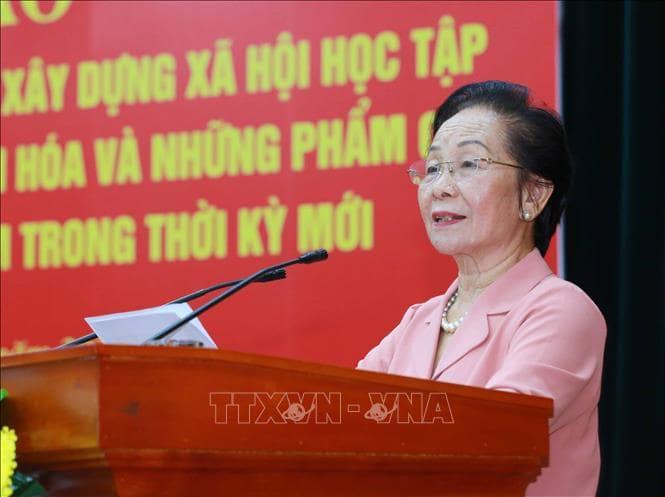 GS TS Nguyen Thi Doan min - Gia đình, dòng họ góp phần phát triển văn hóa, con người Việt Nam