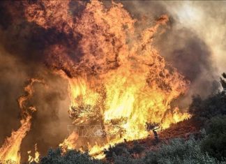 Cháy rừng đe dọa tu viện di sản thế giới ở Hy Lạp