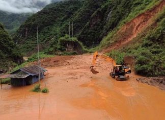 Thủ tướng: Khắc phục hậu quả mưa lũ ở miền núi và trung du Bắc Bộ