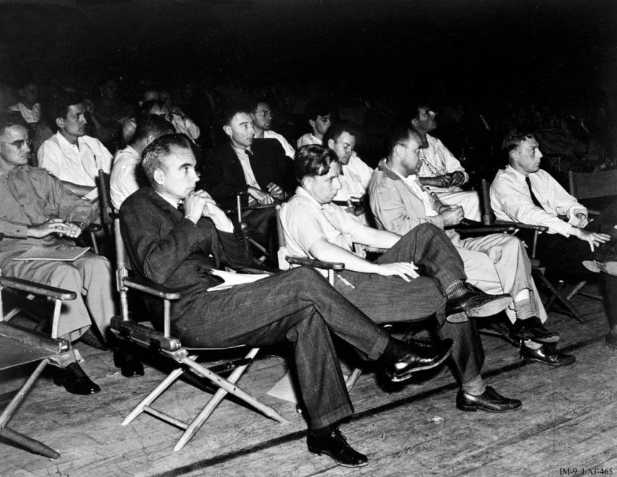 Oppenheimer – Người đàn ông bí ẩn phát minh ra bom nguyên tử - Kỳ cuối Oppenheimer – Người đàn ông bí ẩn phát minh ra bom nguyên tử - Kỳ cuối