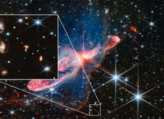NASA phát hiện vật thể lạ hình dấu hỏi