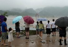 Trung Quốc lũ lụt nghiêm trọng, hàng trăm ngàn người phải sơ tán