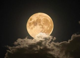 Cách quan sát siêu trăng lớn nhất năm 2023 đúng rằm tháng 7