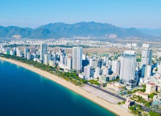 Khánh Hòa: Phấn đấu phát triển bền vững, trở thành trung tâm kinh tế của vùng Khánh Hòa: Phấn đấu phát triển bền vững, trở thành trung tâm kinh tế của vùng