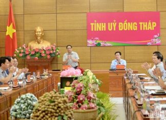 Đồng Tháp phát huy tinh thần tự lực, tự cường, tích cực tham gia chuỗi giá trị toàn cầu Đồng Tháp phát huy tinh thần tự lực, tự cường, tích cực tham gia chuỗi giá trị toàn cầu