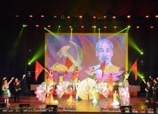 Bế mạc Liên hoan 'Đắk Lắk âm vang ngày mới'