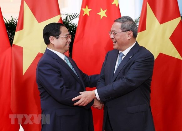 1 min 25 581x420 - Thủ tướng Phạm Minh Chính hội đàm với Thủ tướng Trung Quốc Lý Cường