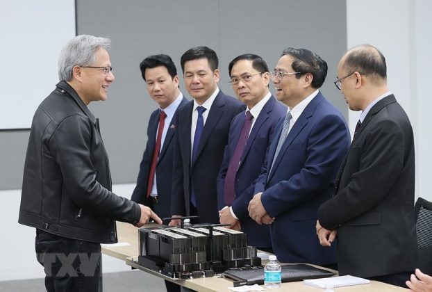 2 min 32 622x420 - Thủ tướng Phạm Minh Chính thăm Công ty NVIDIA, Synopsys và META