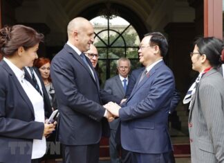 Chủ tịch Quốc hội Vương Đình Huệ hội kiến Tổng thống Bulgaria