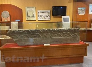 Thành bậc lan can thời Lý – tuyệt tác điêu khắc thủ công thế kỷ 12 Thành bậc lan can thời Lý - tuyệt tác điêu khắc thủ công thế kỷ 12