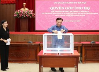 Cơ quan Thành ủy Hà Nội quyên góp ủng hộ nạn nhân vụ cháy tại quận Thanh Xuân