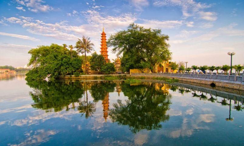 Chùa Trấn Quốc.