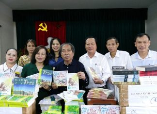 Hơn 2100 cuốn sách truyện đến với học sinh Đức Thọ, Hà Tĩnh Hơn 2100 cuốn sách truyện đến với học sinh Đức Thọ, Hà Tĩnh