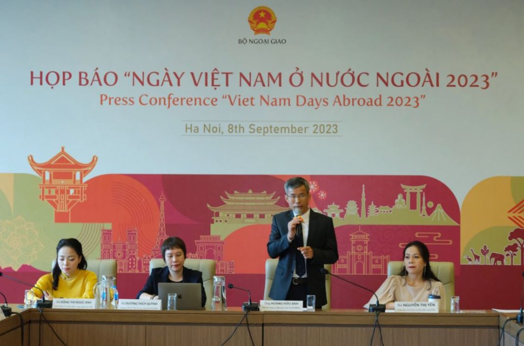 Ngày Việt Nam ở nước ngoài 2023: Mang Phở Thìn, tranh Đông Hồ đến quốc tế