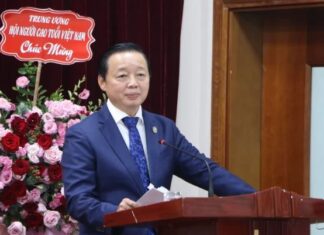 Khuyến khích, nhân rộng những tấm gương kiên trì, say mê học tập, đổi mới sáng tạo