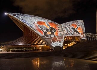 Nhà hát Opera Sydney 50 tuổi: Cánh buồm nâng tầm văn hóa Australia