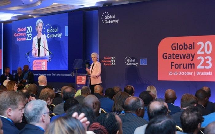 Chủ tịch EC Ursula von der Leyen phát biểu khai mạc Diễn đàn Cửa ngõ toàn cầu