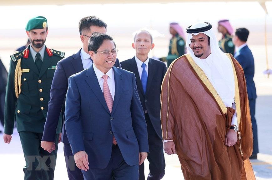 Lễ đón Thủ tướng Phạm Minh Chính tại thành phố Riyadh