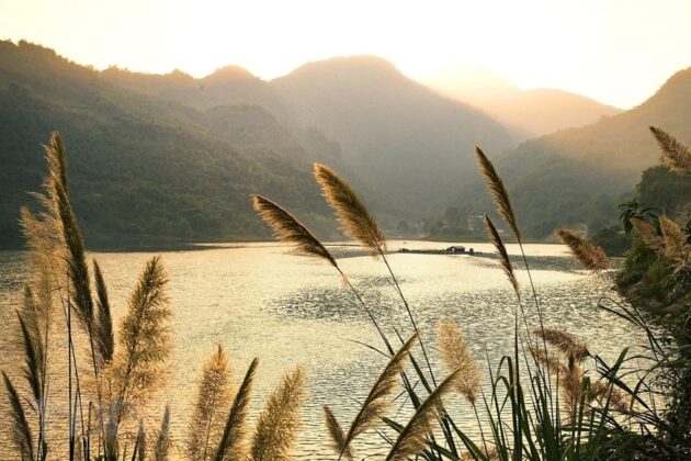 6 min 22 630x420 - Lặng ngắm vẻ đẹp bình yên của hồ Hòa Bình trong chiều Thu