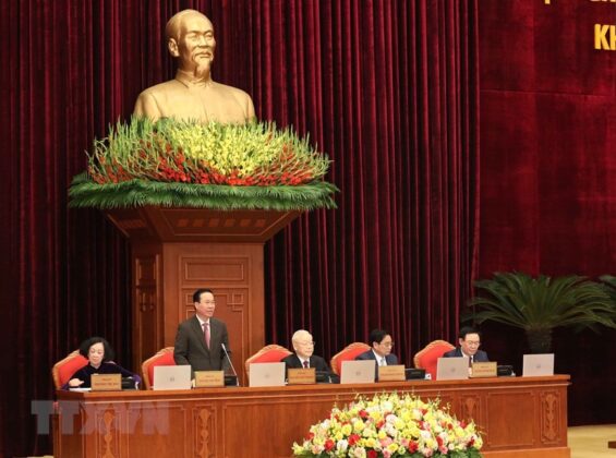 7 min 2 565x420 - Tổng Bí thư Nguyễn Phú Trọng phát biểu khai mạc Hội nghị Trung ương 8